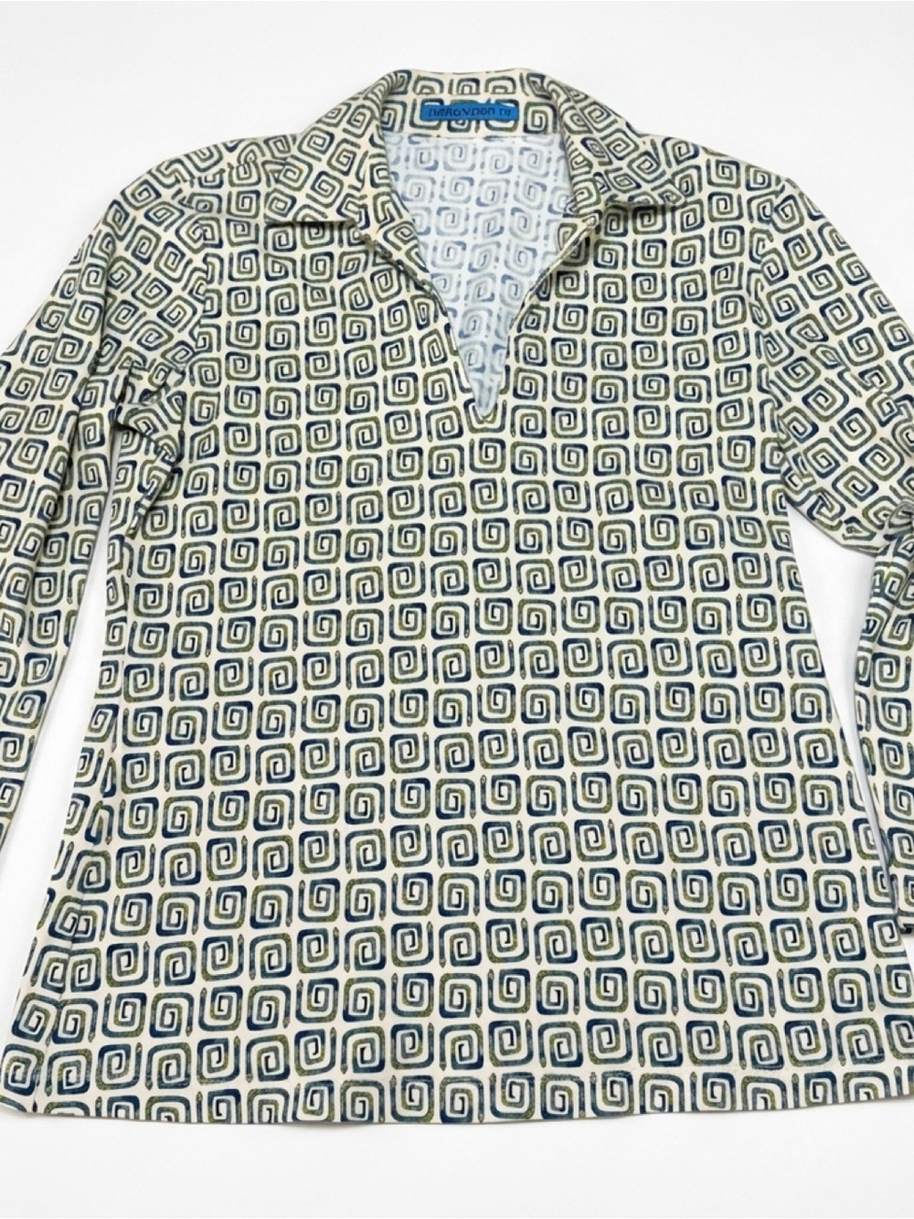 J. McLaughlin Cream Top with Blue and Green Geometric Print - Picture 4 of 7